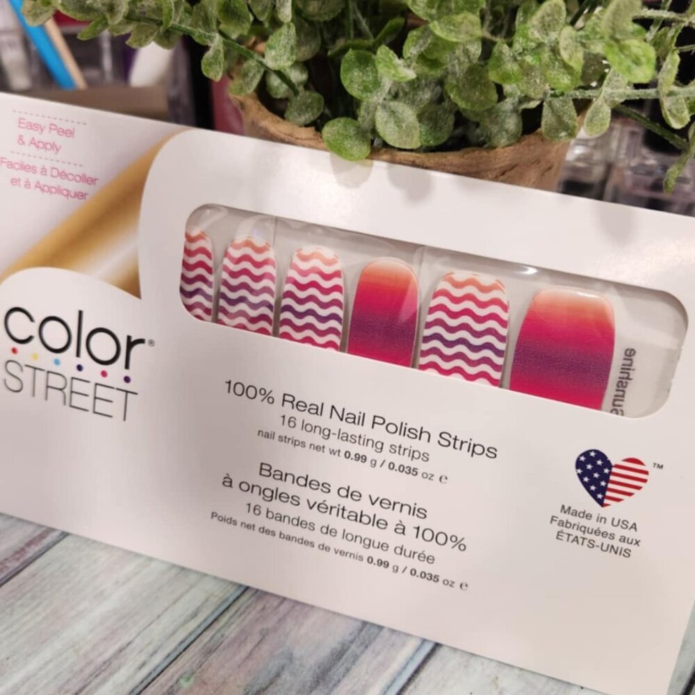Color Street Pink Press On Nail Design